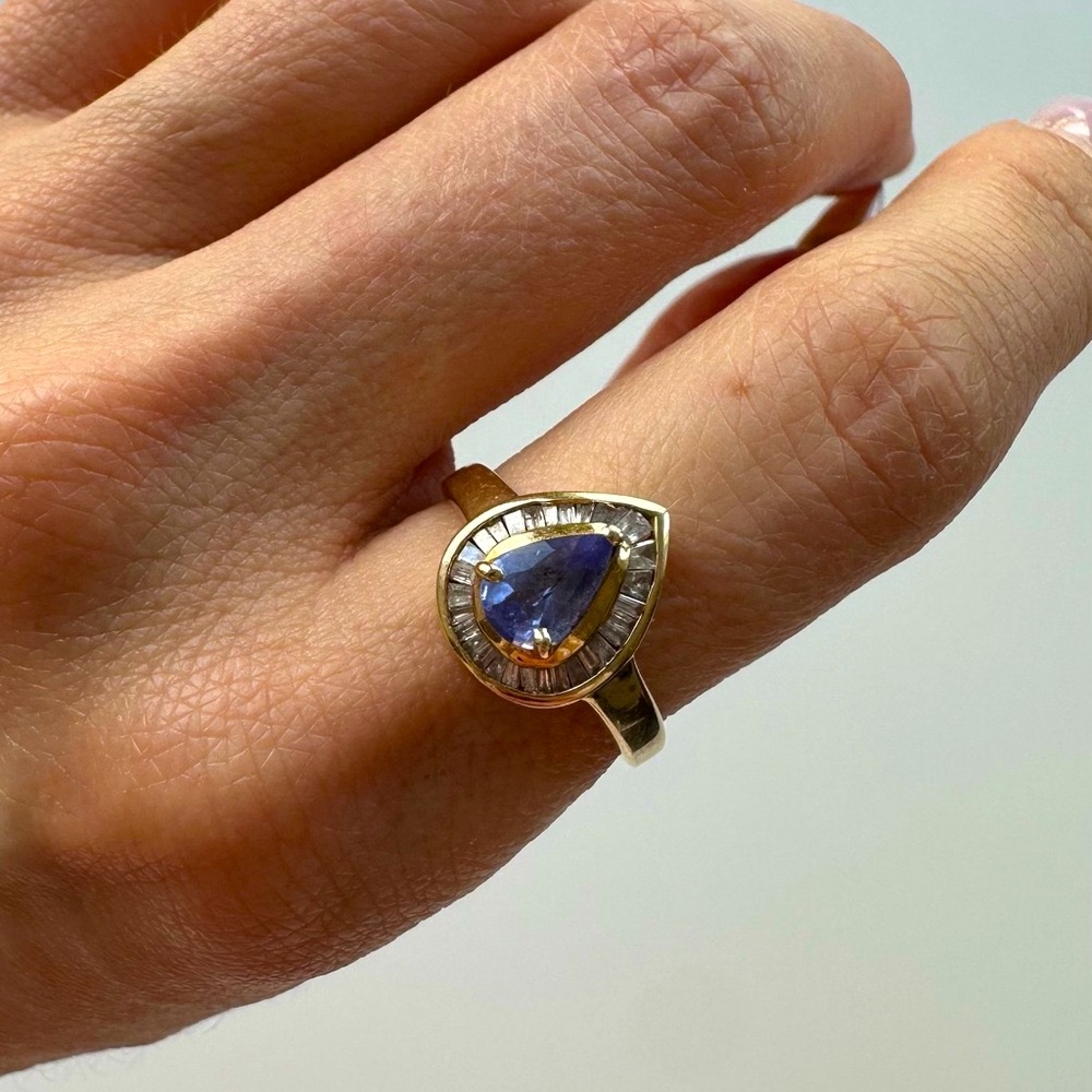 14K Yellow Gold and Tanzanite Teardrop Ring 6.5